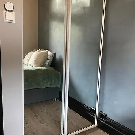 Lägenhet With 3 Bedrooms And A Terrace In The Center Of