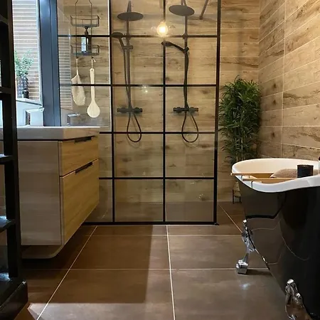 With 3 Bedrooms And A Terrace In The Center Of